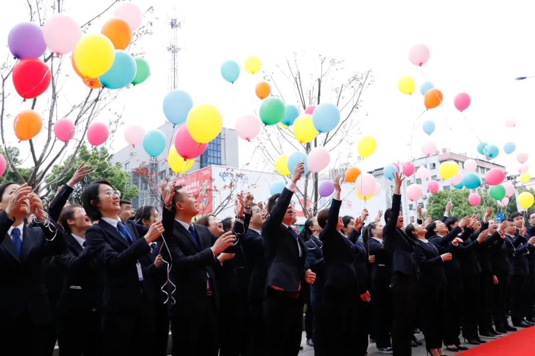 郴州錦馬置業有限公司,天一房產銷售,五嶺新天地樓盤銷售,錦馬時代中心房產銷售,酒店經營管理哪里好